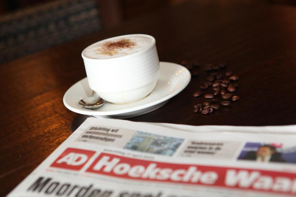 Hotel Restaurant De Hoogt Maasdam Zewnętrze zdjęcie